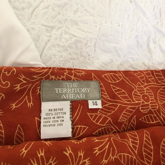 Very pretty, rust color boho a line skirt - Picture 5 of 7